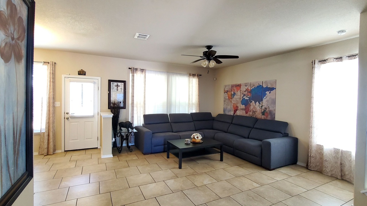 Photo of Livingroom in San Antonio