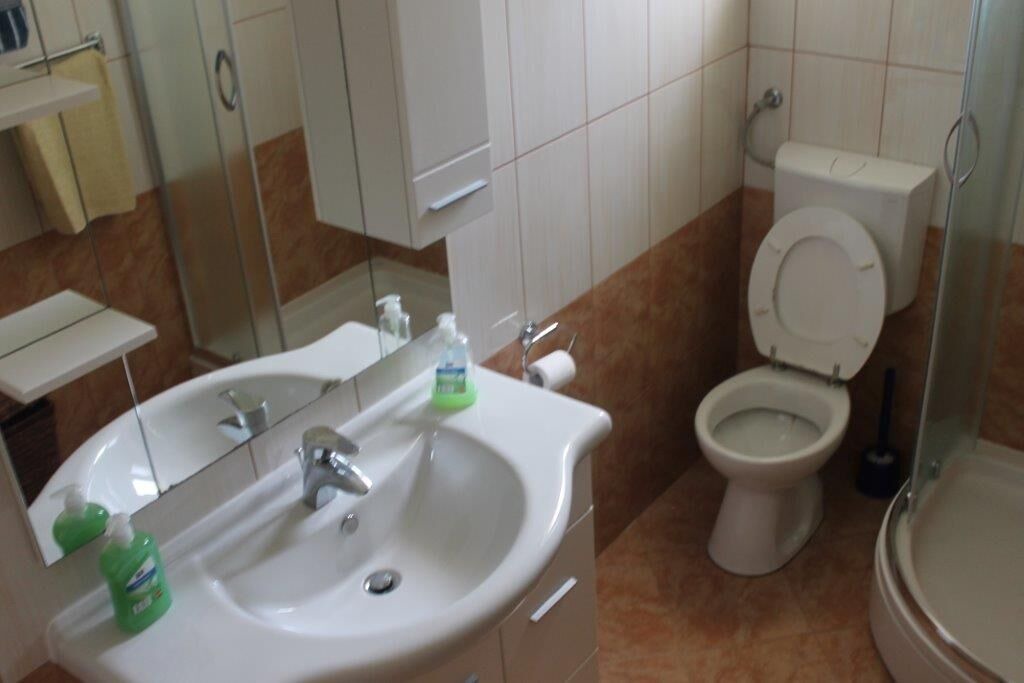 Photo of Bathroom in Preko