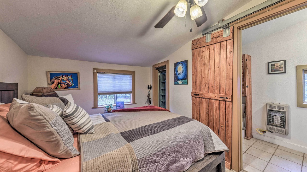 Photo of Bedroom in High Rolls Mountain Park