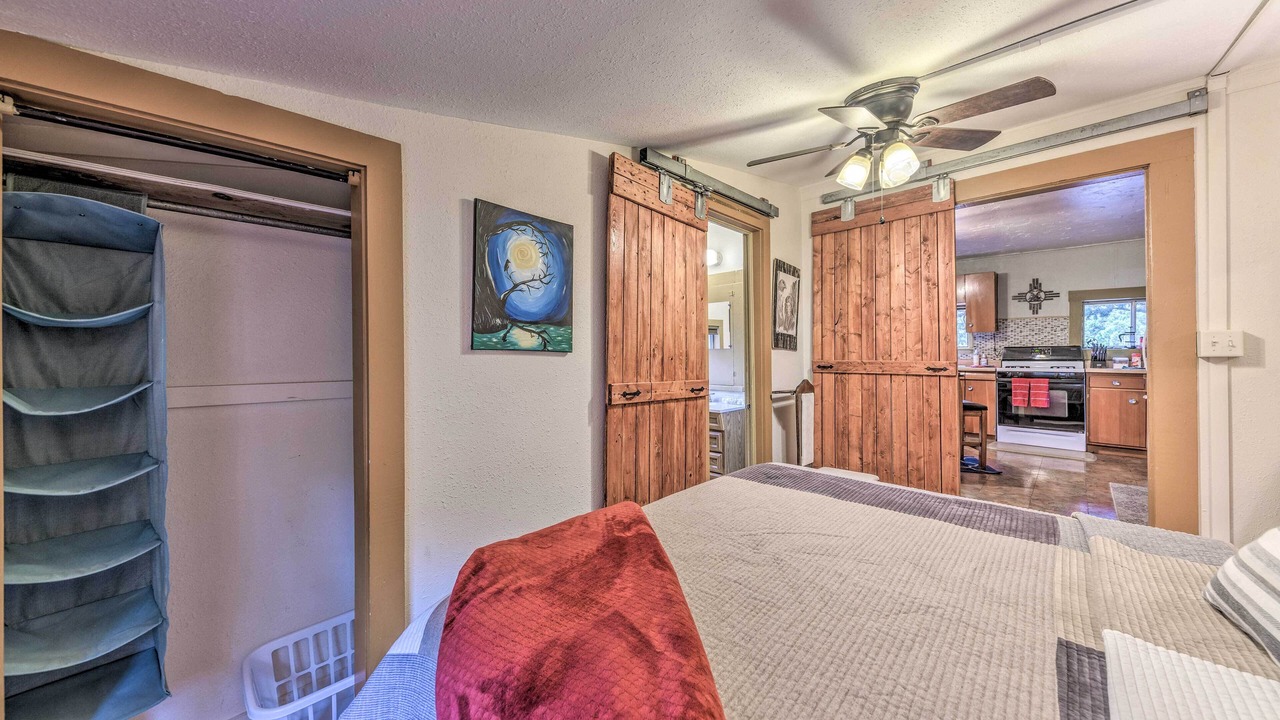 Photo of Bedroom in High Rolls Mountain Park