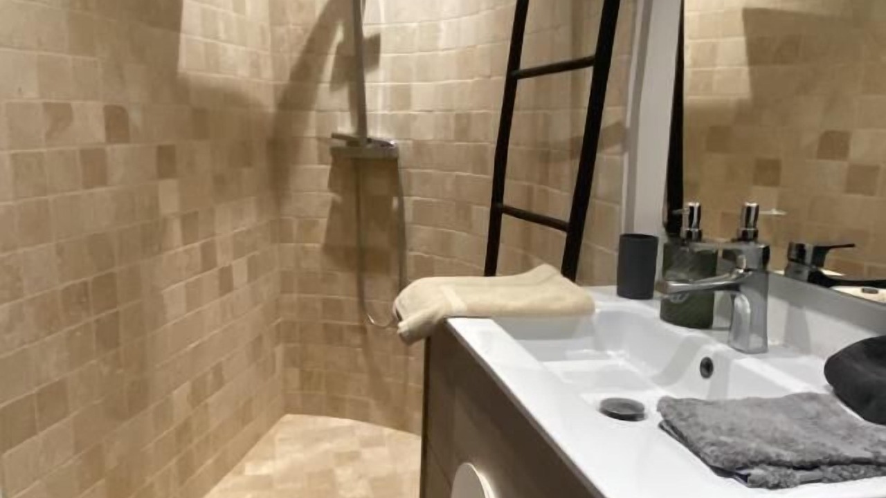 Photo of Bathroom in Hyeres
