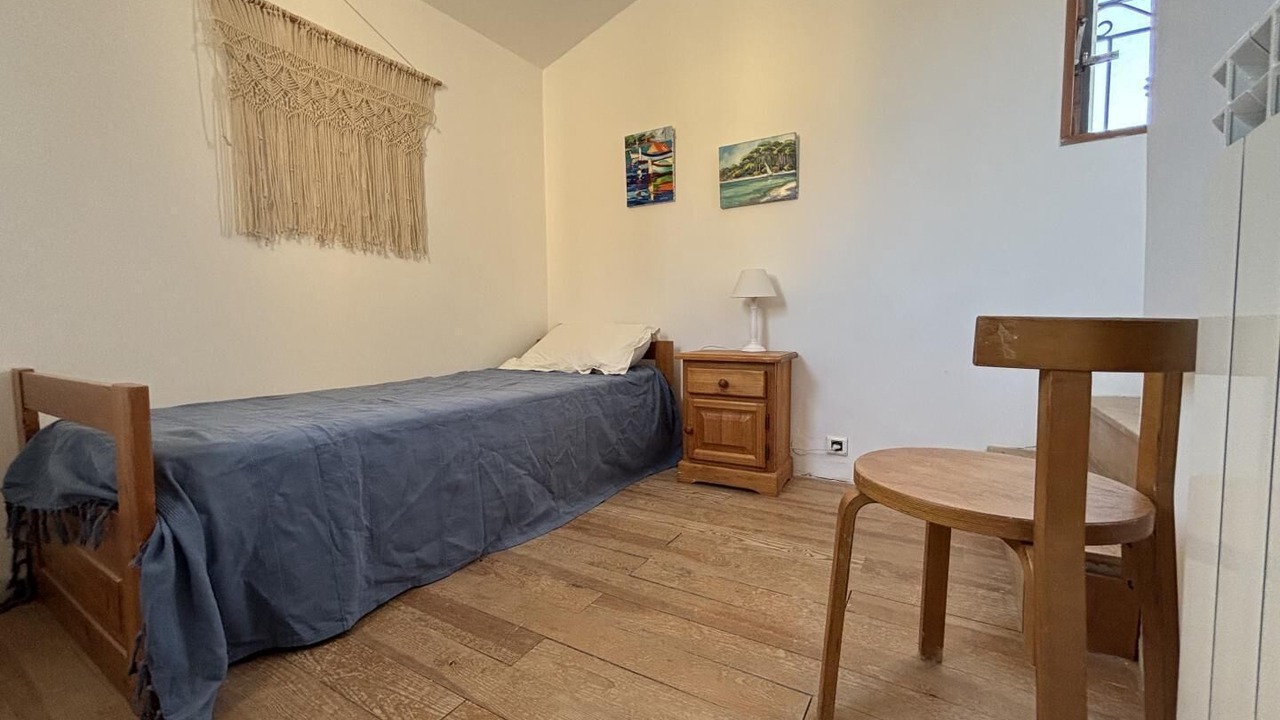Photo of Bedroom in Hyeres