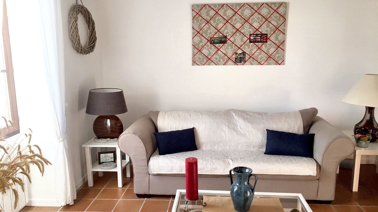 Photo of Livingroom in Dampierre-sous-Bouhy