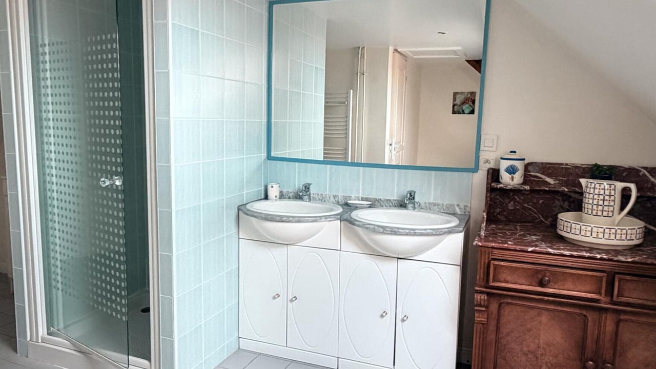 Photo of Bathroom in Luzille