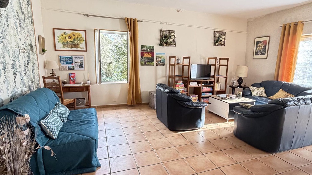 Photo of Livingroom in Luzille