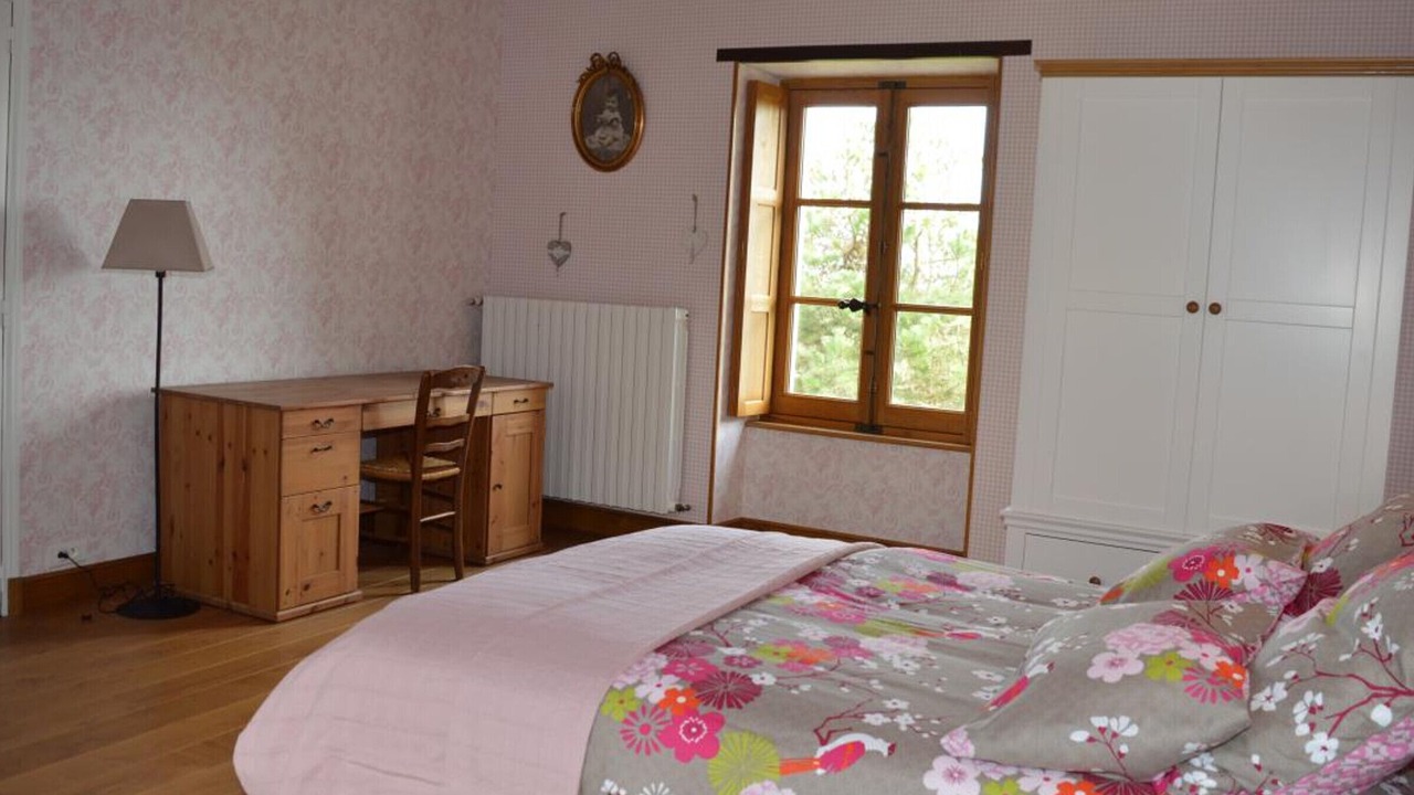 Photo of Bedroom in Seuilly
