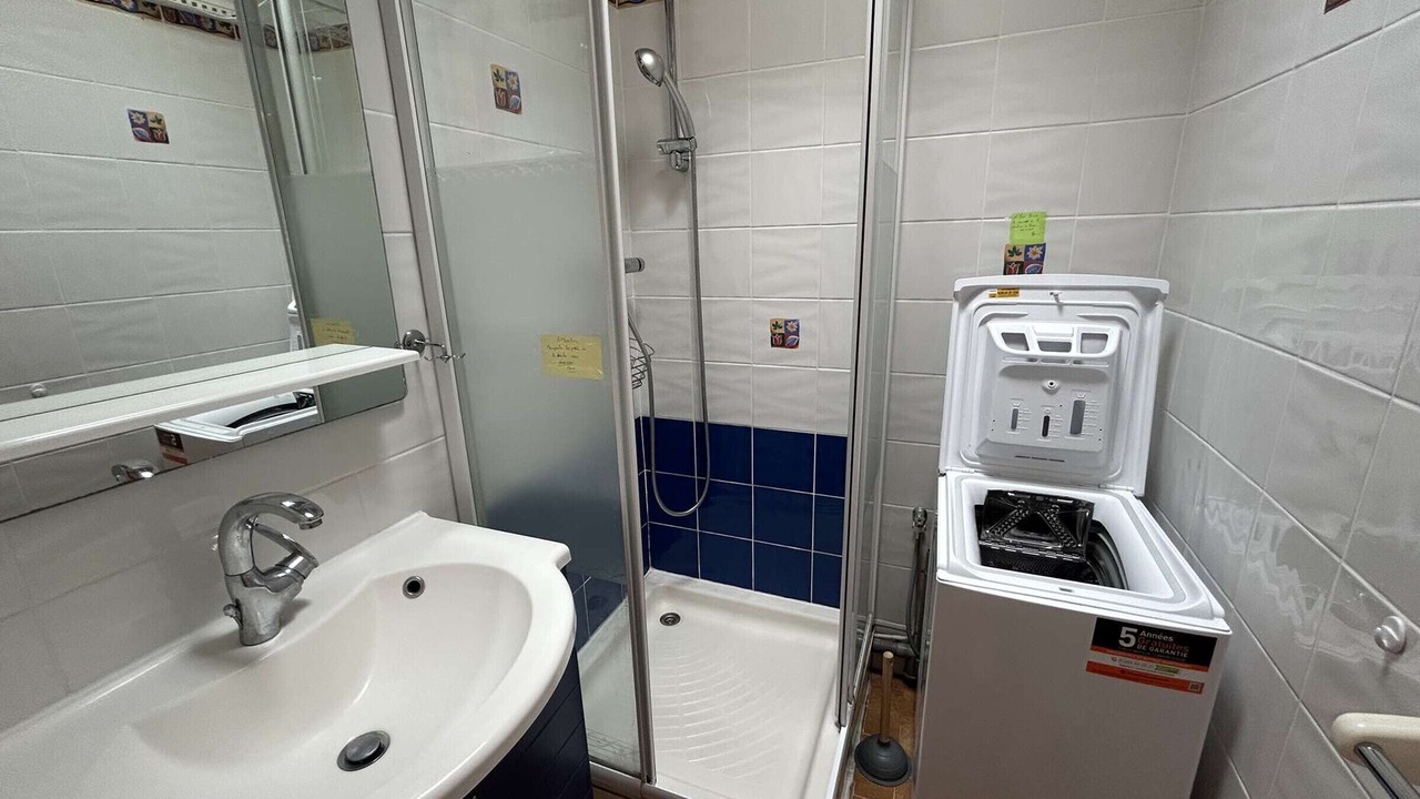 Photo of Bathroom in Le Grau-Du-Roi