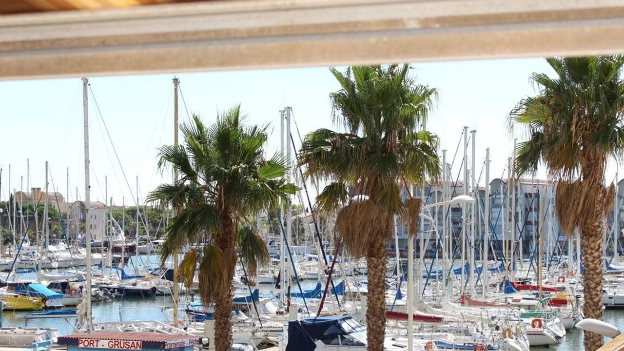 Photo of Others in Port Rive Gauche
