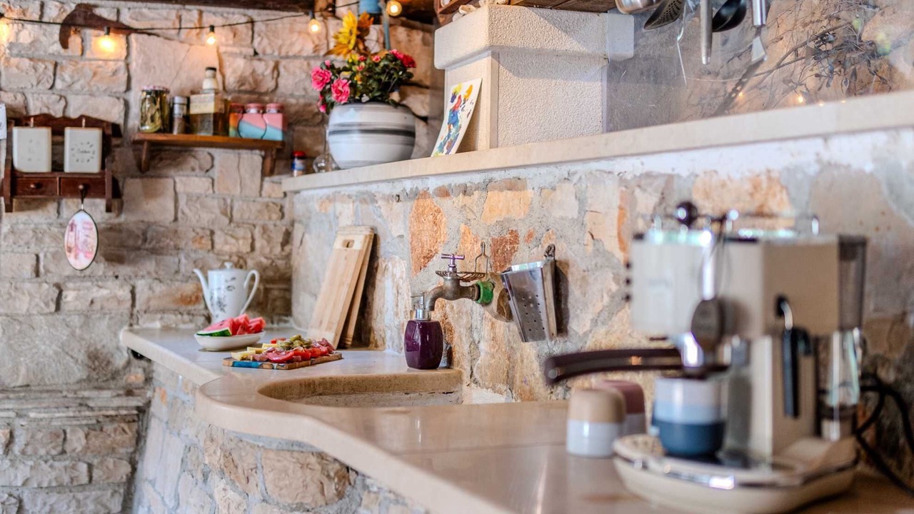 Photo of Kitchen in Cove Osibova (Milna)