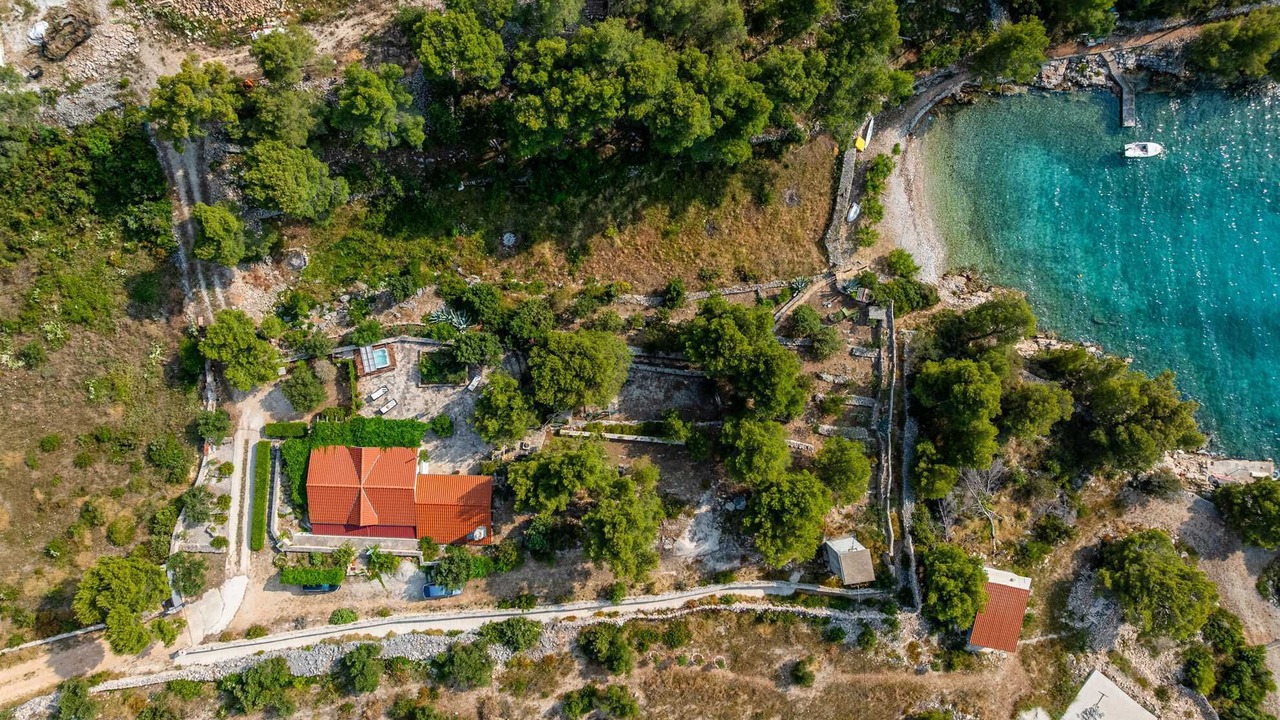 Photo of Outdoor in Cove Osibova (Milna)