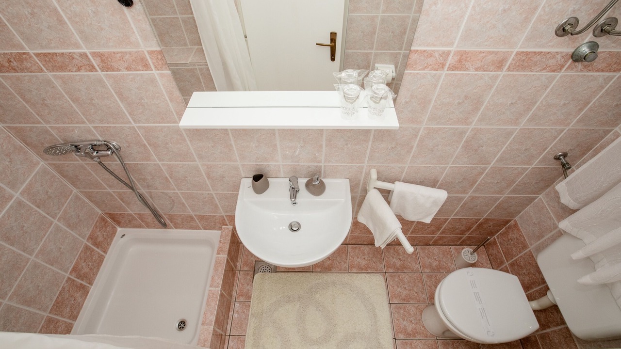Photo of Bathroom in Banjol
