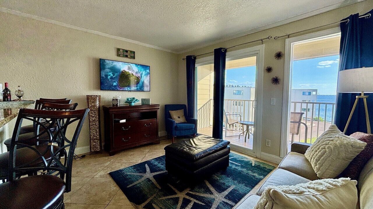 Photo of Livingroom in Rocky Point
