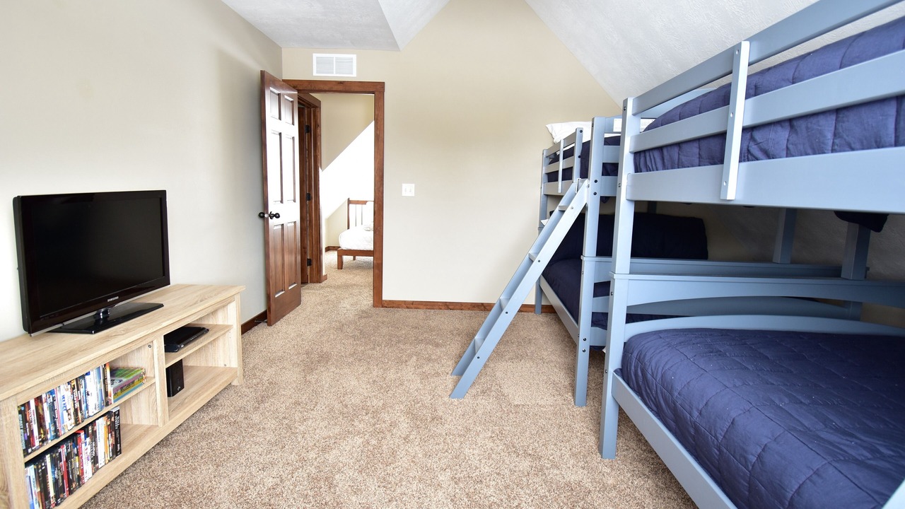 Photo of Bedroom in Spirit Lake