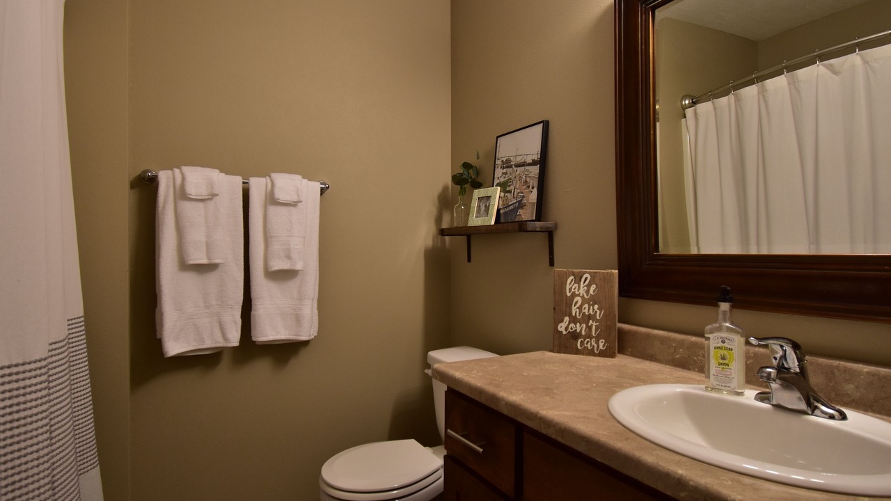 Photo of Bathroom in Spirit Lake