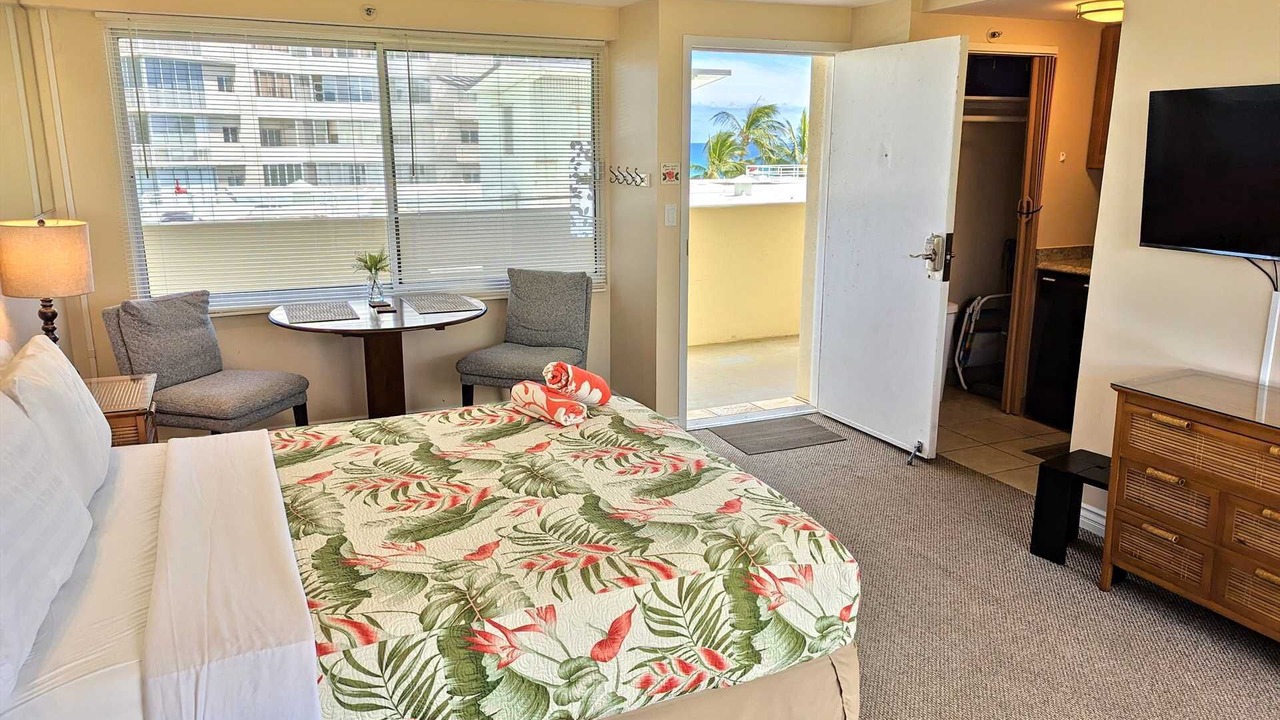Photo of Bedroom in Diamond Head - Kapahulu - St. Louis