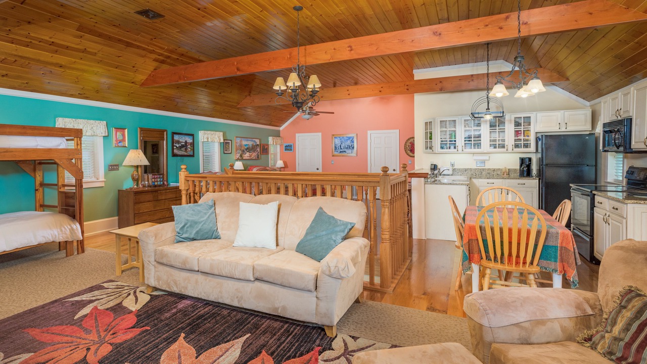 Photo of Others in Reinholds