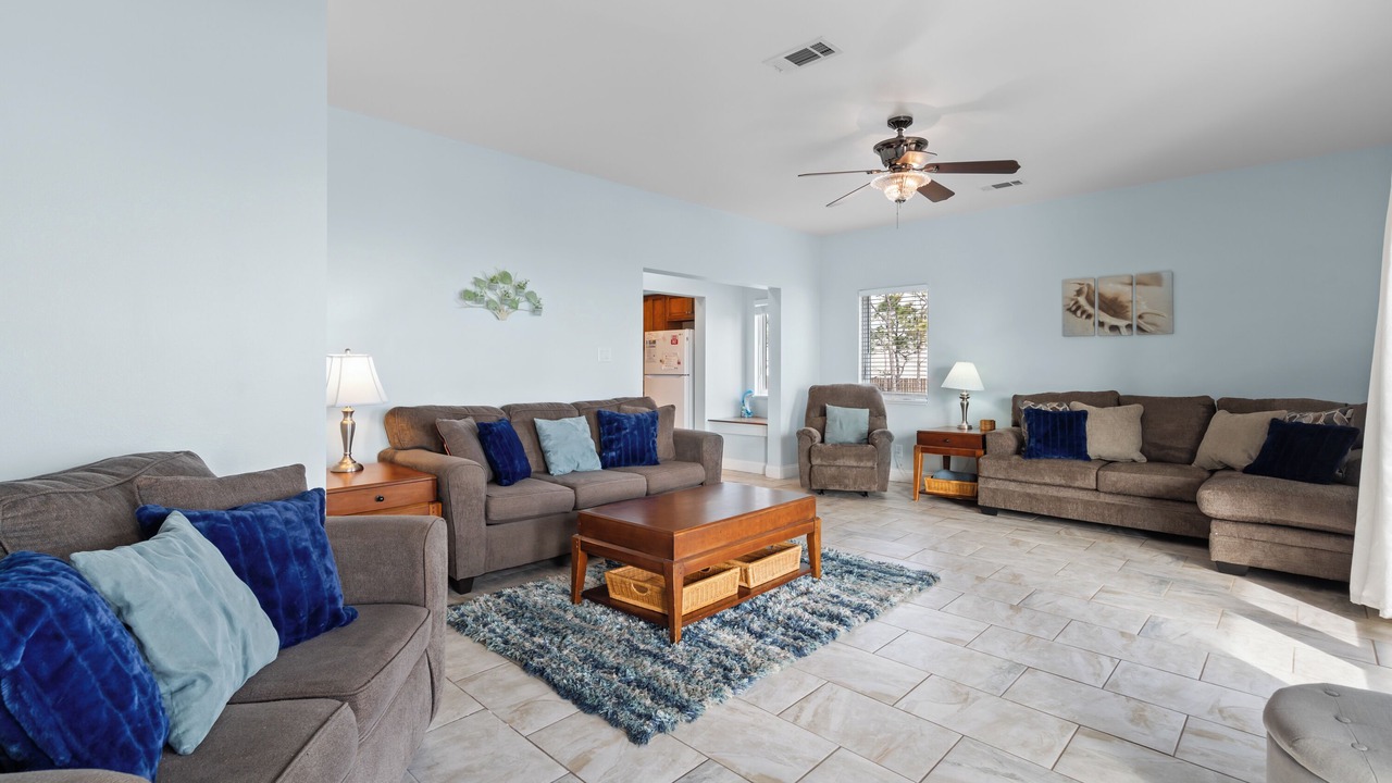 Photo of Livingroom in Audubon Place