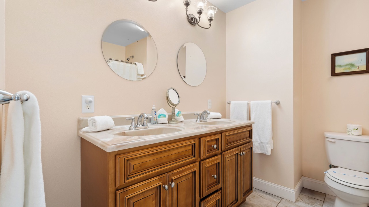 Photo of Bathroom in Audubon Place