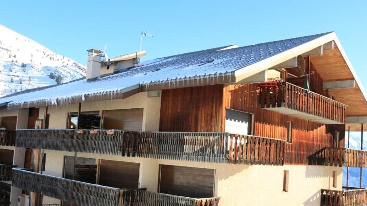 Photo of Outdoor in Auris