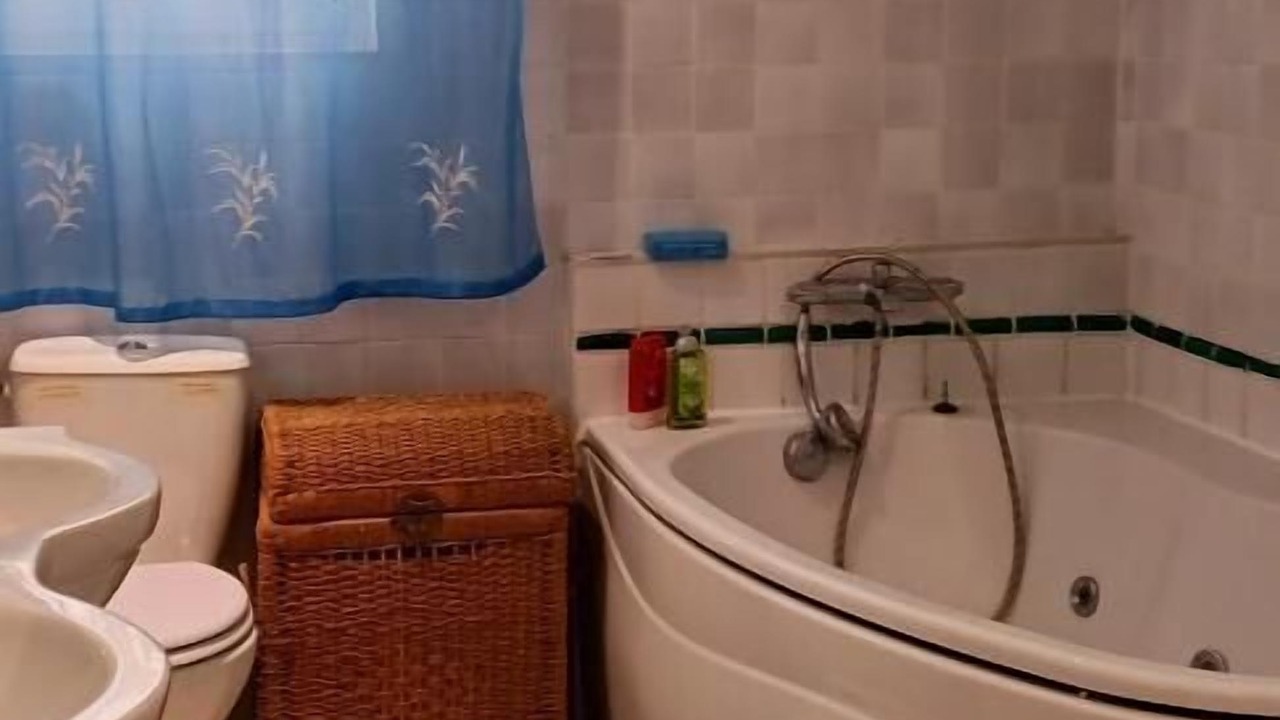 Photo of Bathroom in Regusse