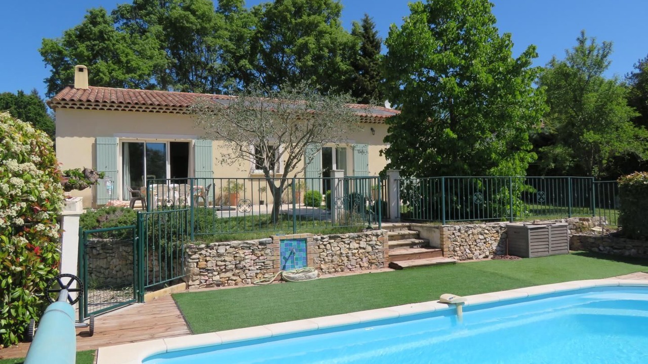 Photo of Outdoor in Regusse
