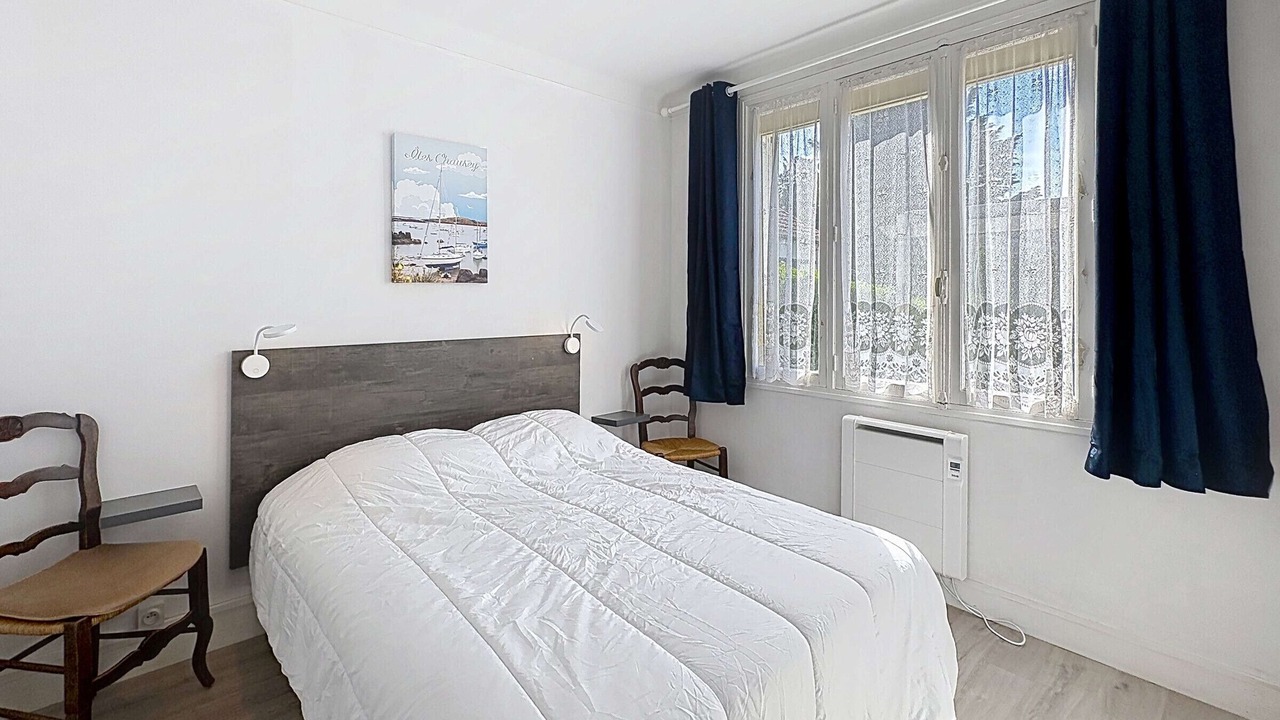 Photo of Bedroom in Jullouville