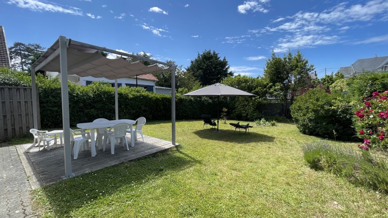 Photo of Outdoor in Jullouville