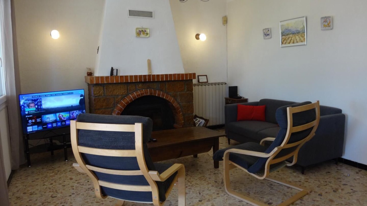 Photo of Livingroom in Cuers