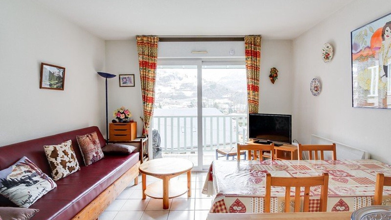 Photo of Livingroom in Esquieze-Sere