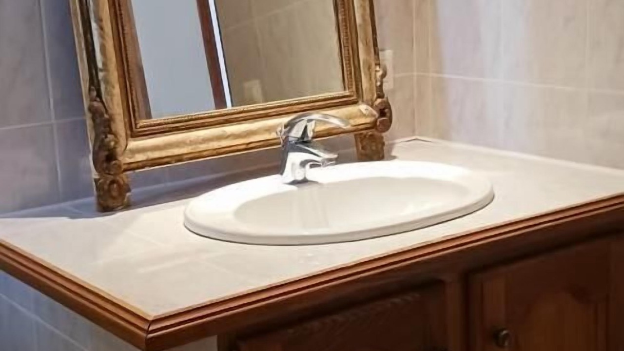 Photo of Bathroom in La Verdiere