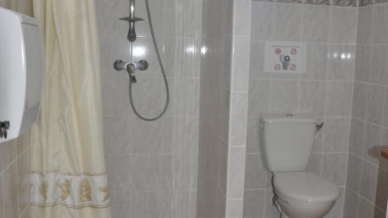 Photo of Bathroom in La Verdiere
