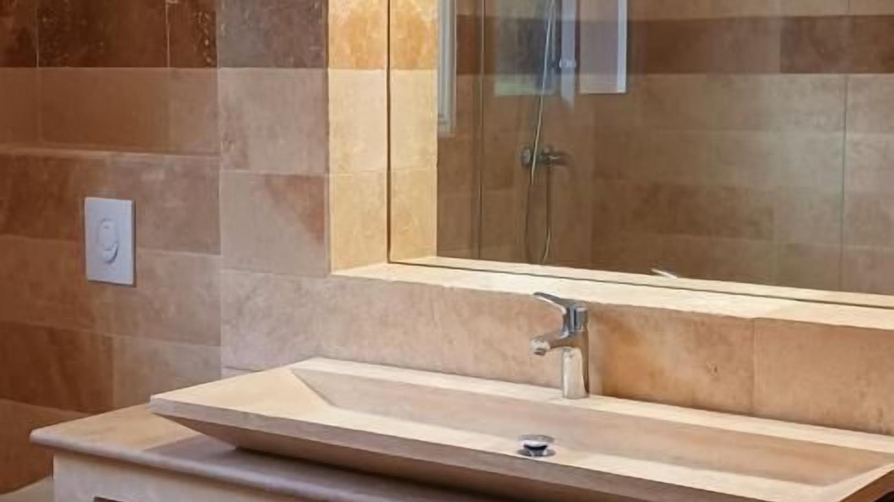 Photo of Bathroom in La Verdiere