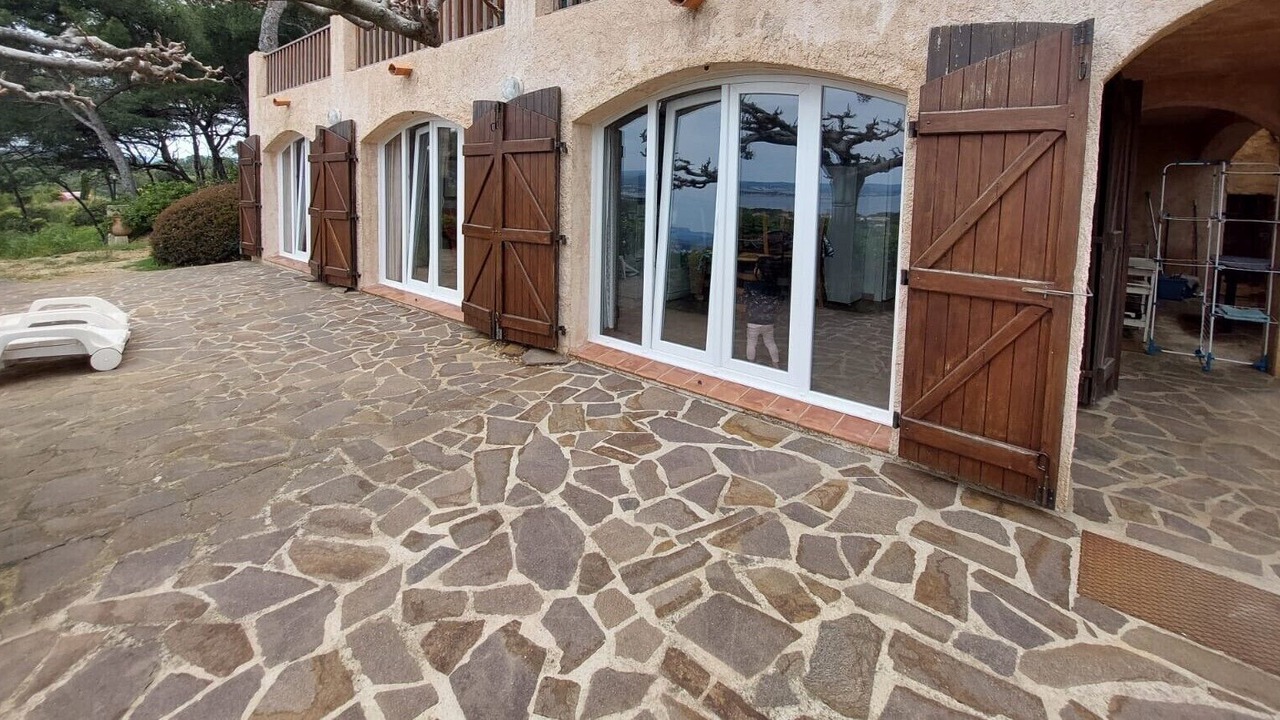 Photo of Patio Balcony in Six-Fours-les-Plages