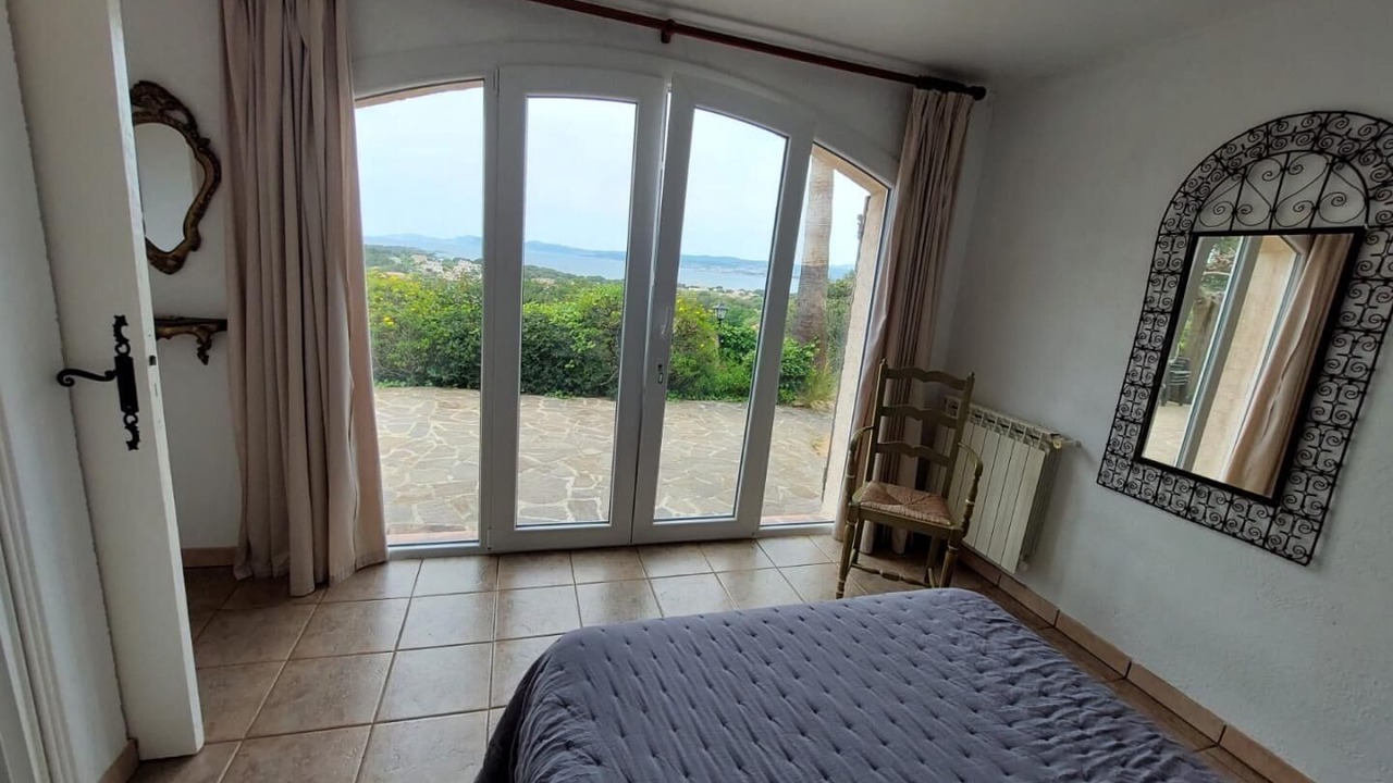 Photo of Bedroom in Six-Fours-les-Plages