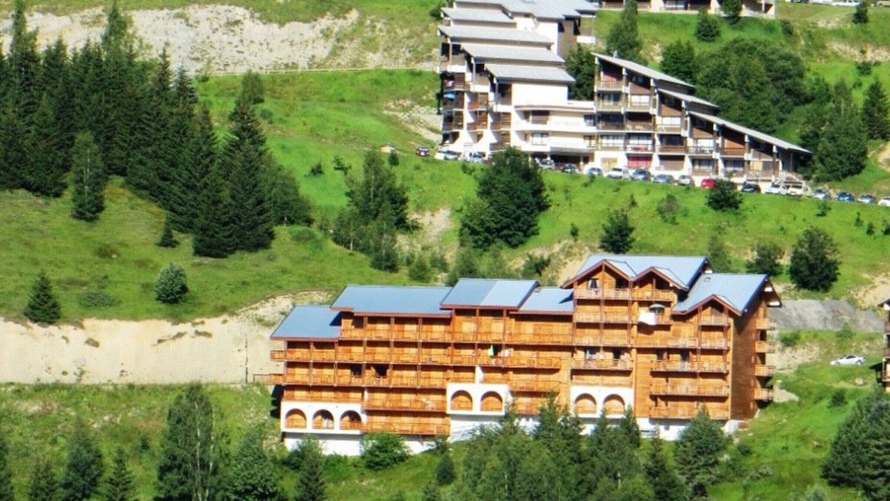 Photo of Outdoor in Auris