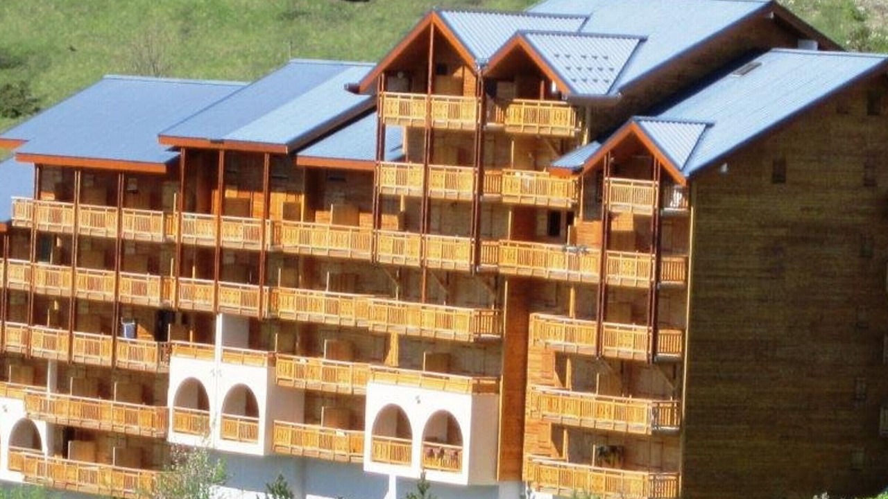 Photo of Outdoor in Auris