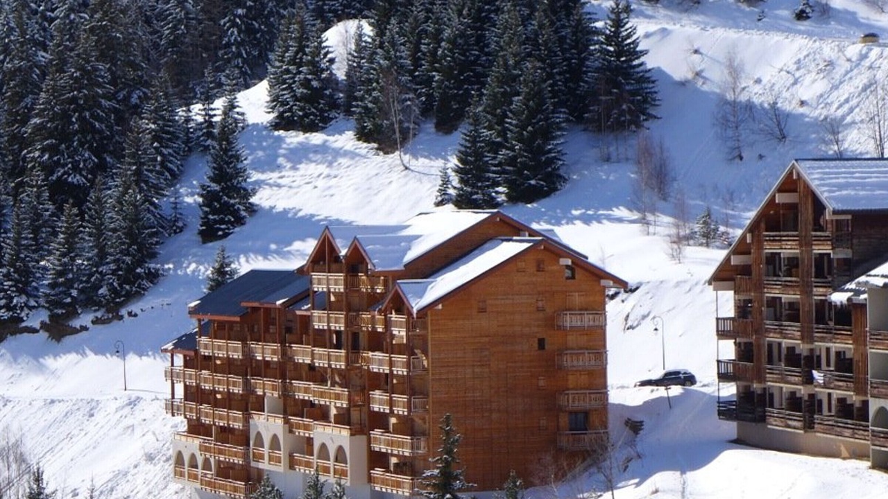 Photo of Outdoor in Auris