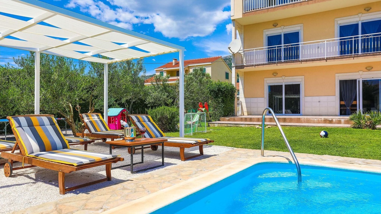 Photo of Outdoor in Kastel Luksic