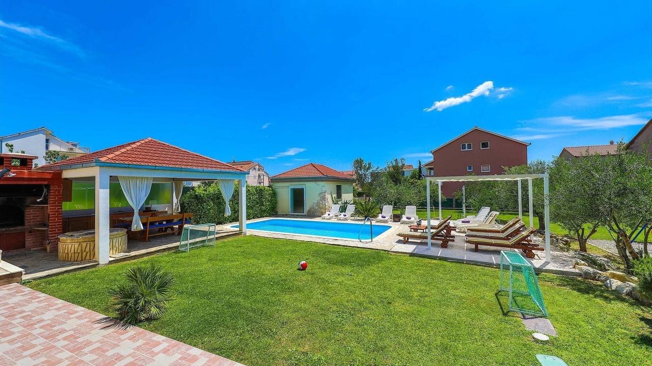 Photo of Outdoor in Kastel Luksic