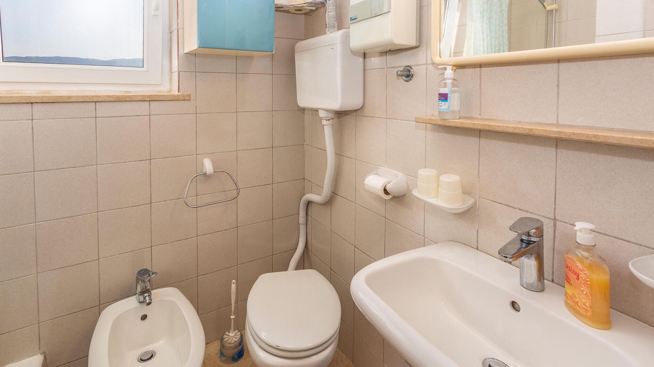 Photo of Bathroom in Omisalj