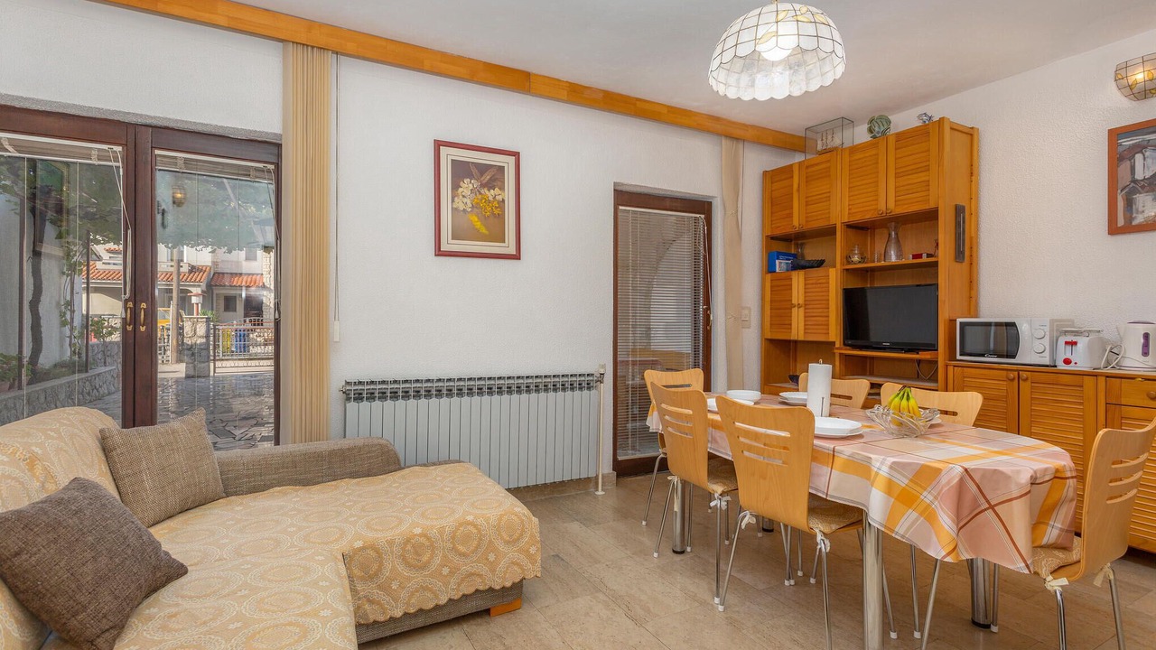 Photo of Bedroom in Omisalj