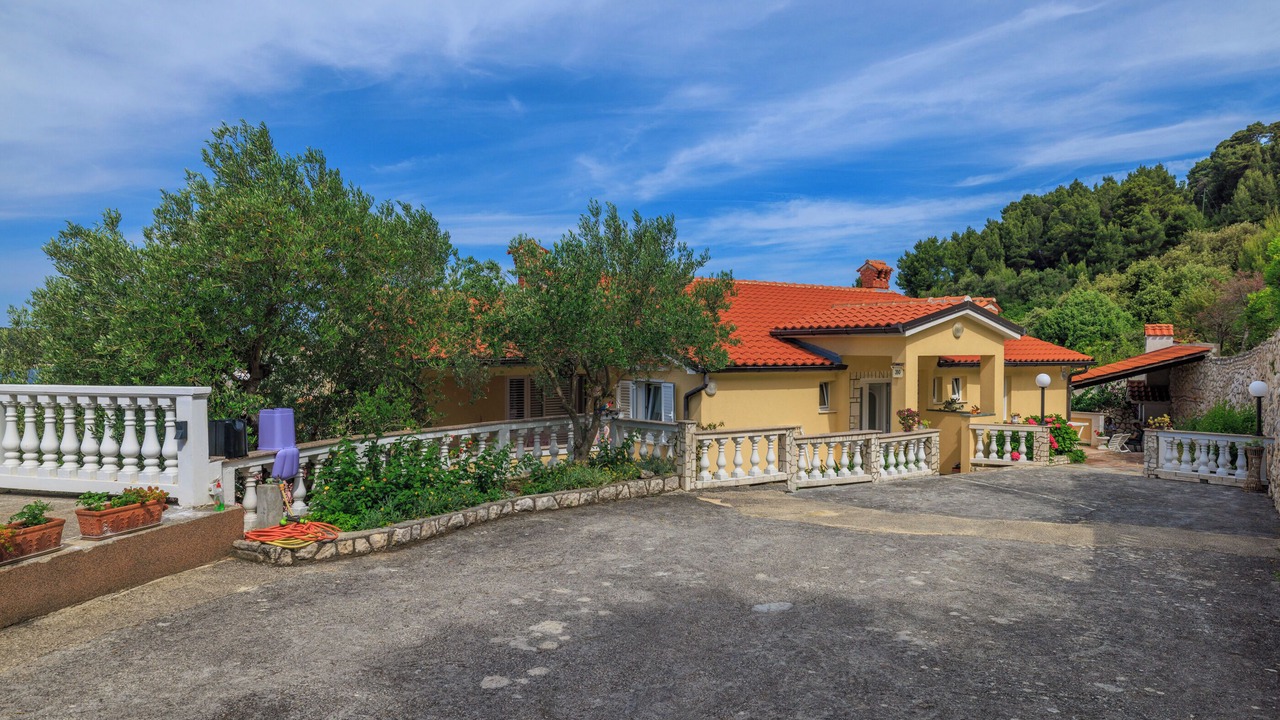 Photo of Outdoor in Kampor