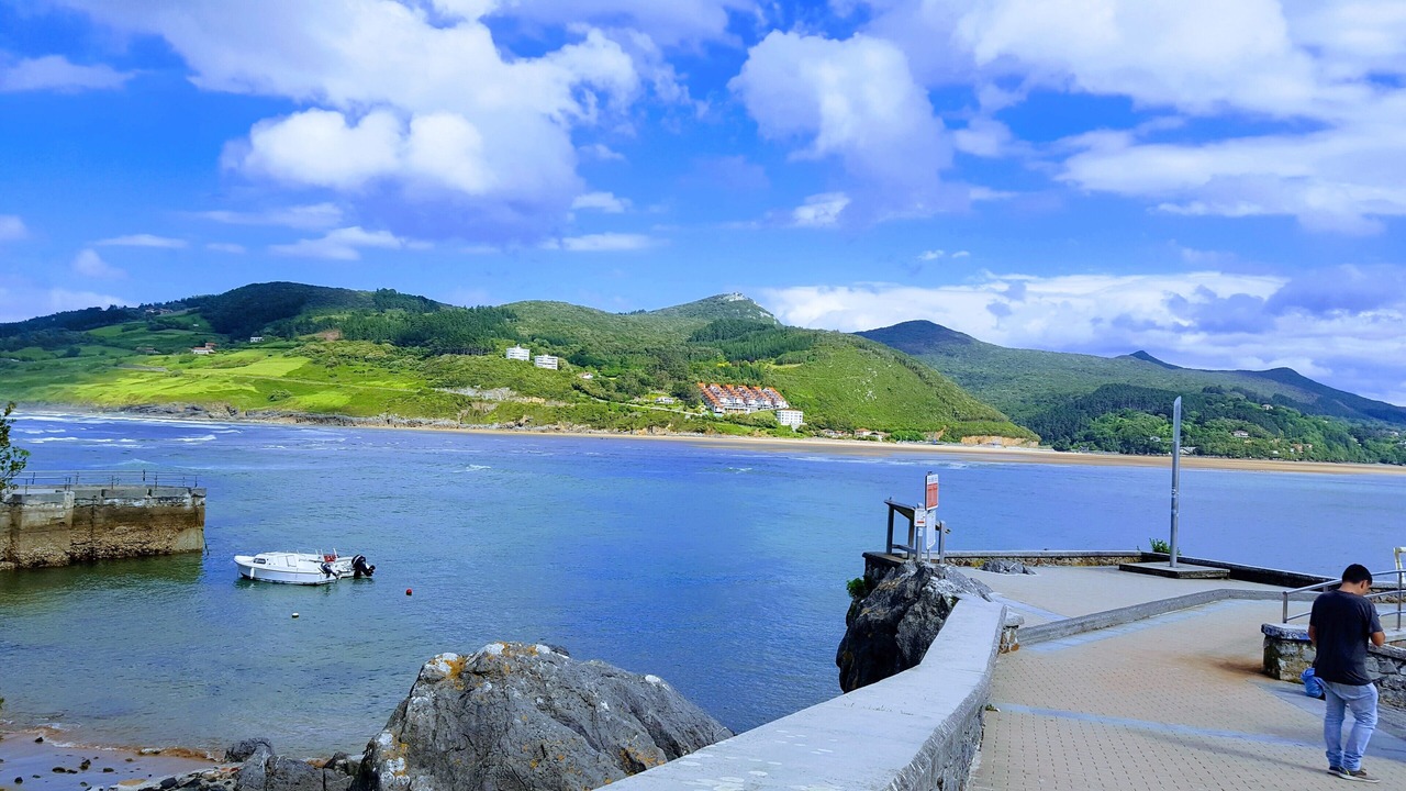 Photo of Others in Mundaka