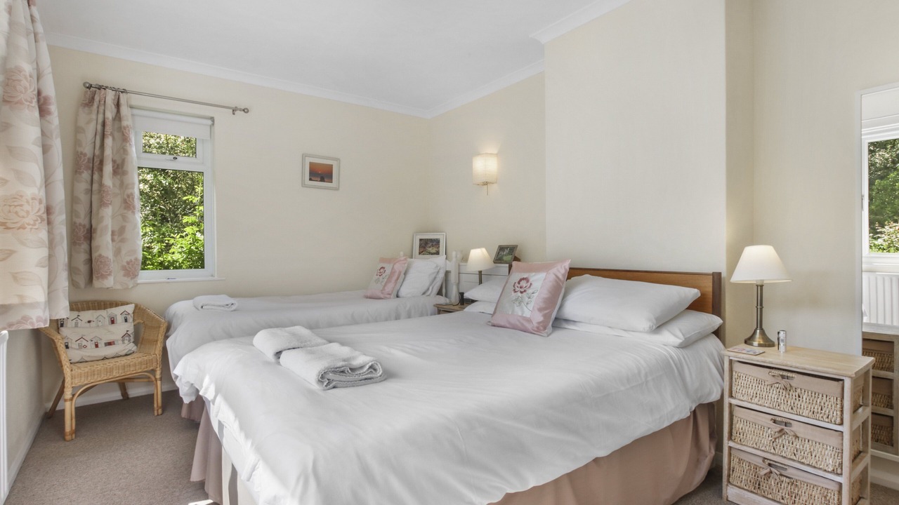 Photo of Others in Blue Anchor