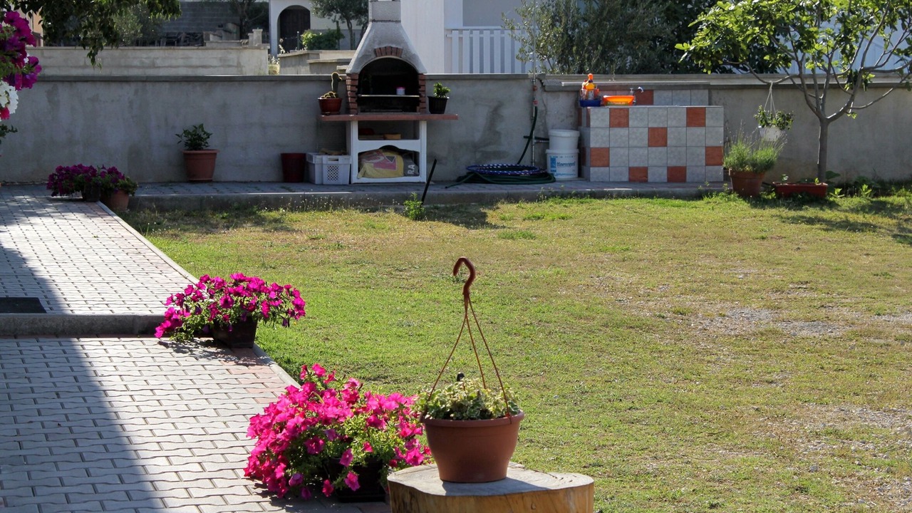 Photo of Outdoor in Seline