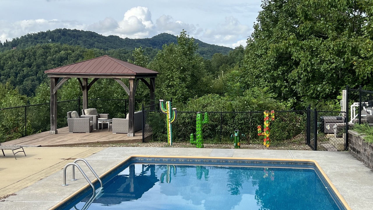 Photo of Outdoor in Tarheel