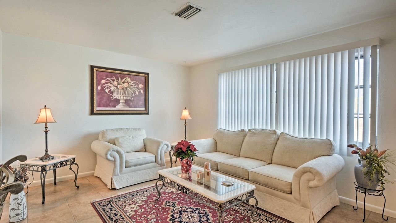 Photo of Bedroom in Yacht Club