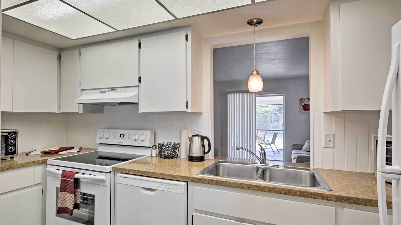 Photo of Kitchen in Yacht Club