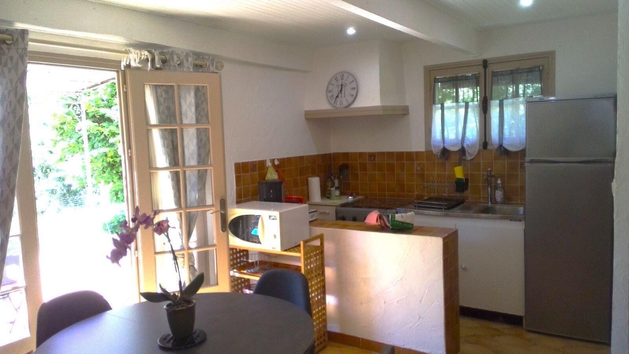 Photo of Kitchen in Bagnols-en-Foret
