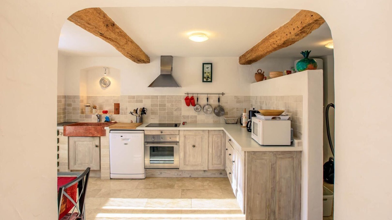 Photo of Kitchen in La Caravane